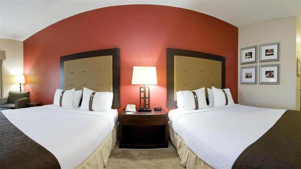 Holiday Inn Hotels Batesville By Ihg Екстер'єр фото